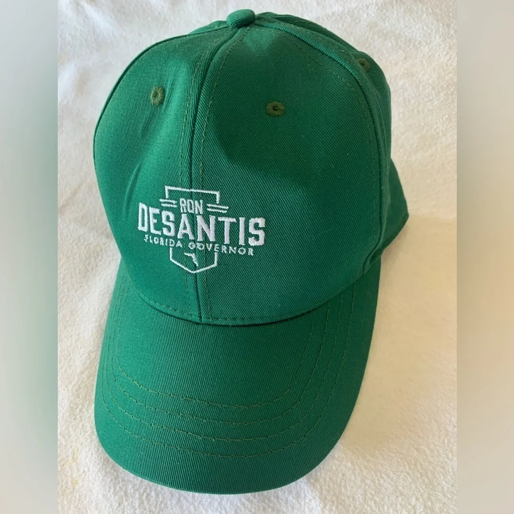 New Ron Desantis Keep Florida Free Trucker Hat White Snap Back Adjustable